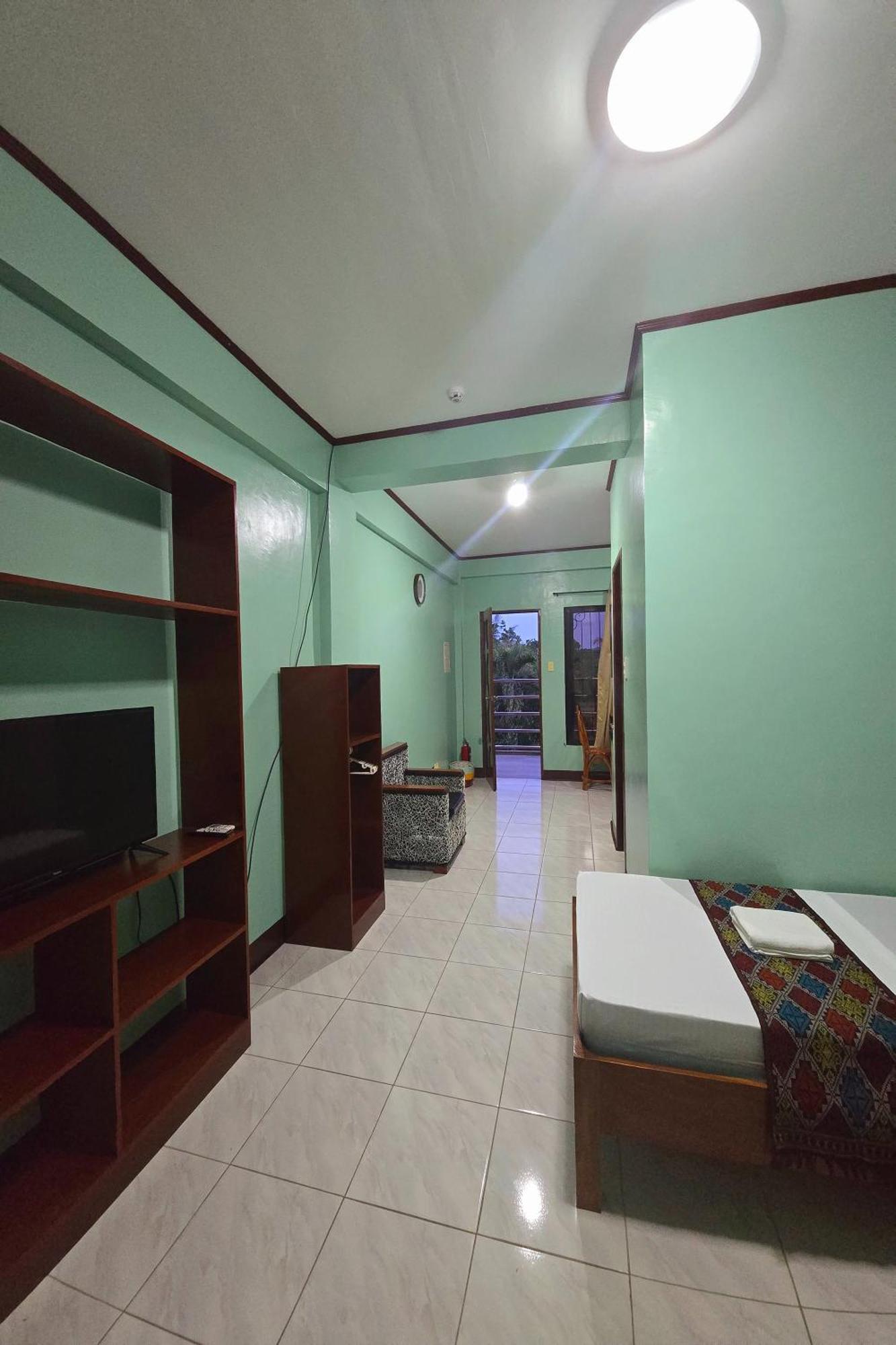 Nober Pension House City Center Puerto Princesa Exterior foto