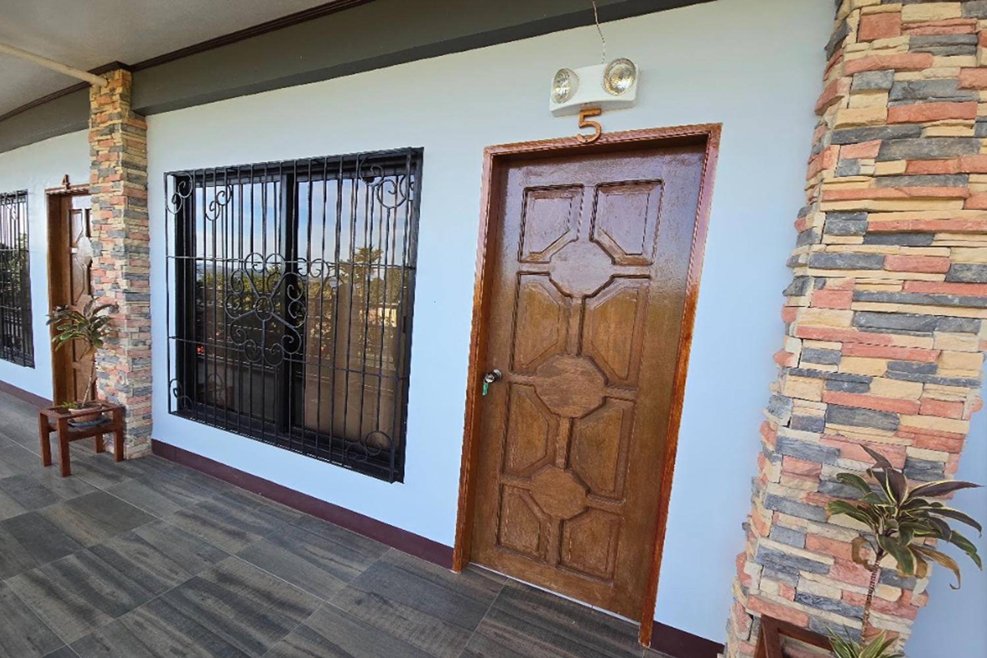 Nober Pension House City Center Puerto Princesa Exterior foto
